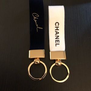 SOLD❌♻️Keyholder